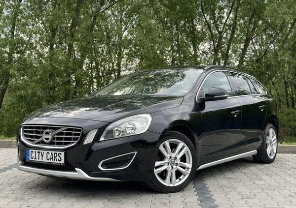 rzeszów Volvo V60 cena 35900 przebieg: 216000, rok produkcji 2011 z Rzeszów